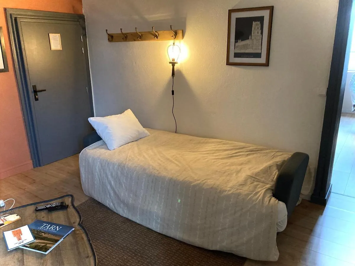 16 Bis-Gite-Hotel-Appartement Marssac-sur-Tarn 0*,  France