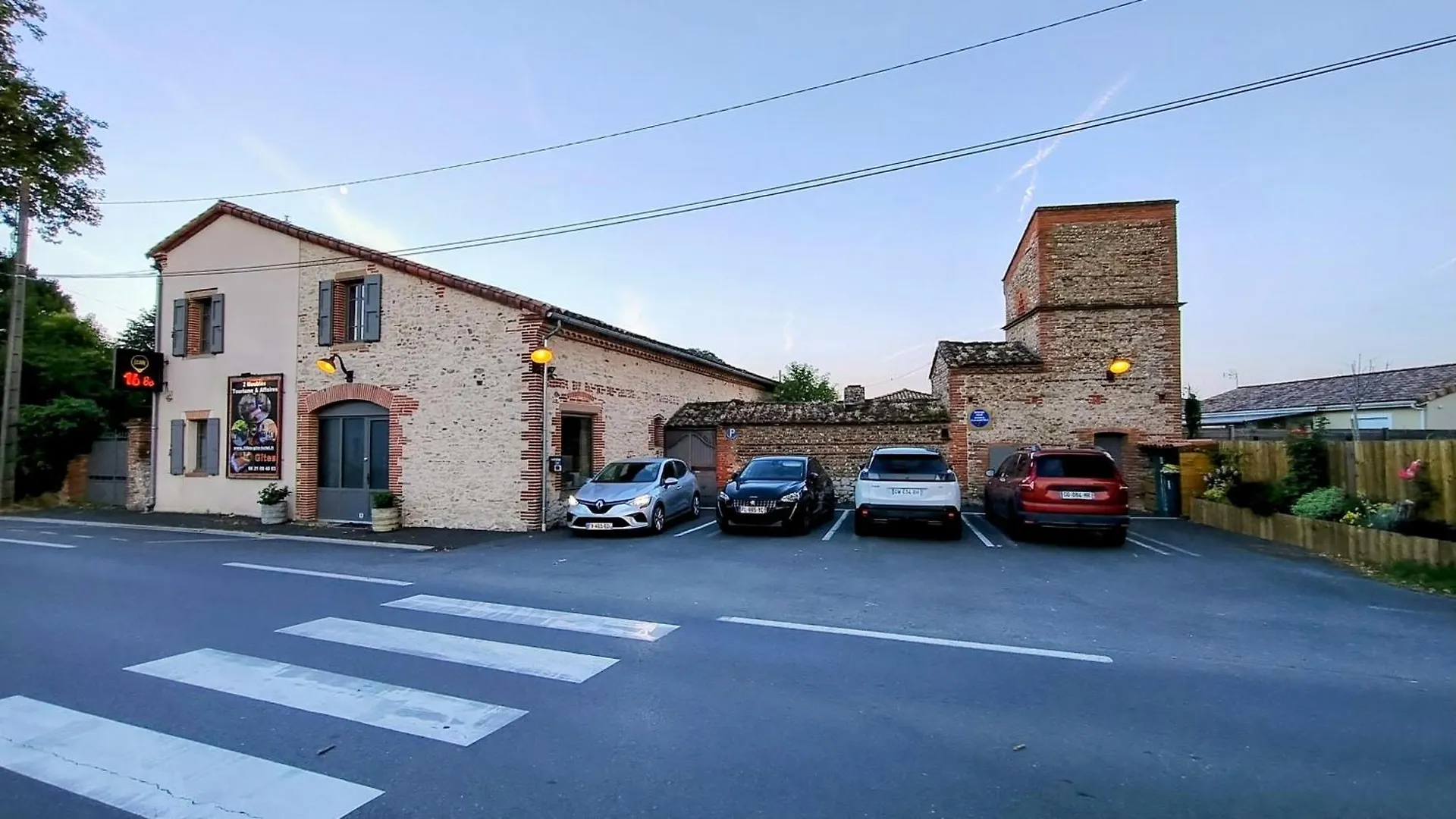 16 Bis-Gite-Hotel-Appartement Marssac-sur-Tarn